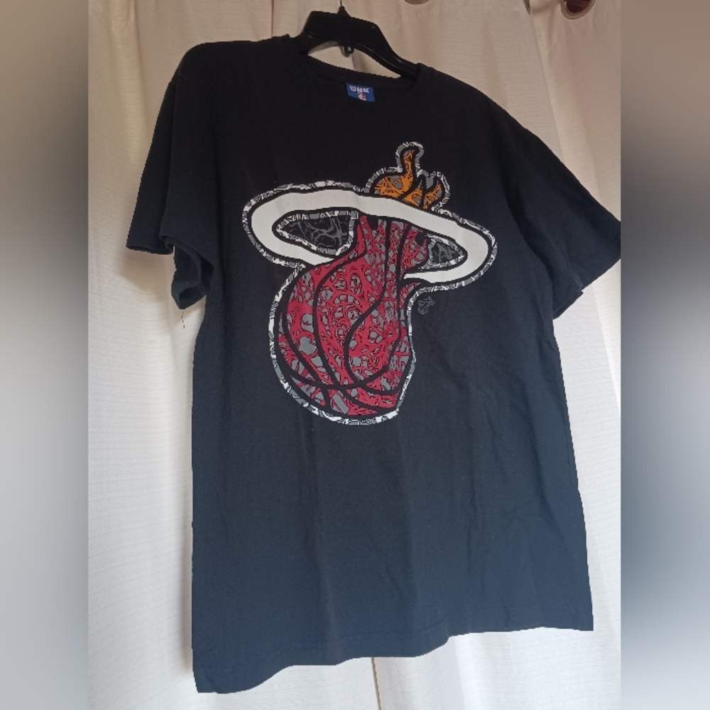 NBA Black and Red Short Sleeve Tees